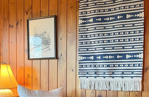 Etlan Cabin | cozy cabin bordering shenandoah national park