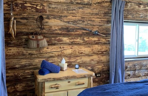 Paonia Other | Cozy Cabin|Firepit,Mountain Views|Near Wineries