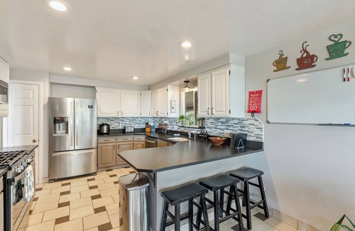 North Ogden House | Cozy Cabin/Hot Tub/Feel Home