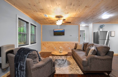 Blue Ridge Cabin | Cozy Cabin in Blue Ridge