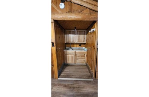 Cooke City-Silver Gate Cabin | Cozy Cabin in Cooke City