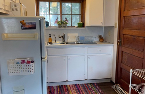 Lake City Cabin | Cozy Cabin in Lake City, just steps from the beach!