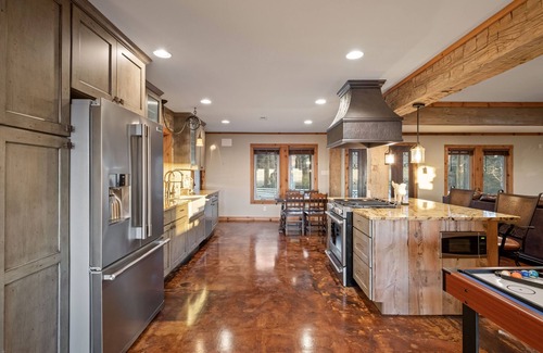 Mentone Cabin | Cozy Cabin in Mentone - Incredible Views - Swimming Pool - Hot Tub