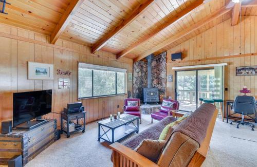 Groveland House | Cozy Cabin in Pine Mountain Lake Near Yosemite!