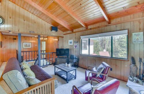 Groveland House | Cozy Cabin in Pine Mountain Lake Near Yosemite!