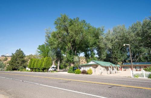 Zion National Park East Entrance House | Cozy Cabin in Southern Utah Close to Zion