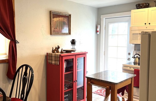 Creede Cabin | Cozy Cabin in the national forest
