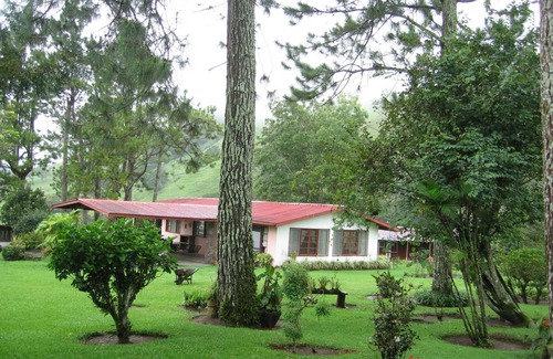 Paso Ancho House | COZY CABIN IN THE MOUNTAINS!