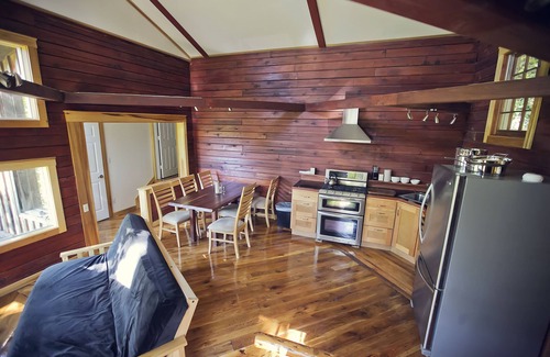 Slade Cabin | Cozy Cabin Is A Centrally Located Cabin In The Red River Gorge, Ky