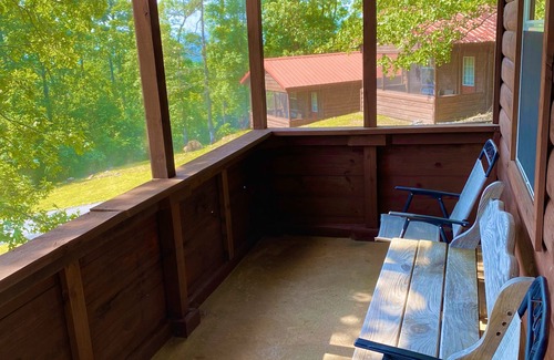 Mena Cabin | Cozy Cabin, Jacuzzi Tub, Kitchenette, Mountain View, ATV access to trails