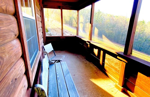 Mena Cabin | Cozy Cabin, Jacuzzi Tub, Kitchenette, Screened in Porch, Mountain Views.