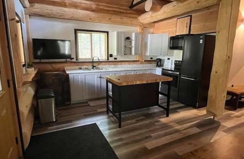 Golden Cabin | Cozy Cabin - log Cabin Luxury