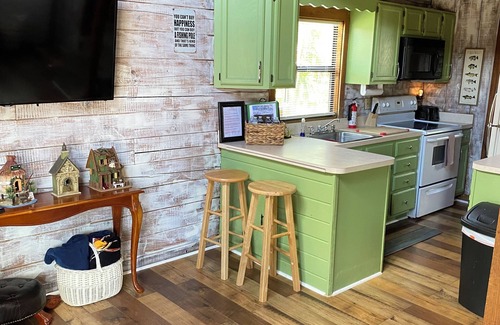 Okeechobee Cabin | Cozy Cabin & Majestic Sunsets