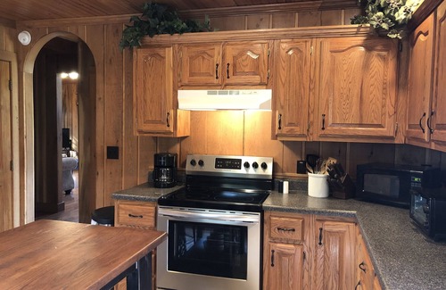 Revelo Cabin | Cozy Cabin Mountain Getaway ~Secluded & Scenic ~ Big South Fork! Relax Explore