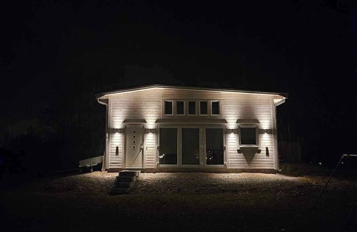 Torshalla Cabin | Cozy Cabin Near the Lake