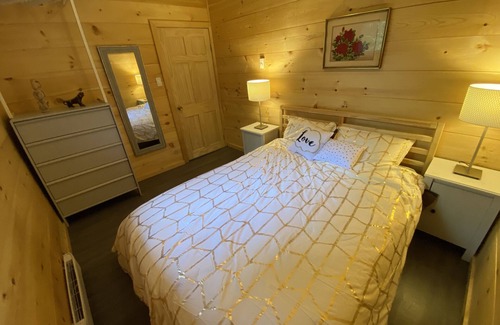 Killaloe Cabin | Cozy Cabin near Algonquin Park