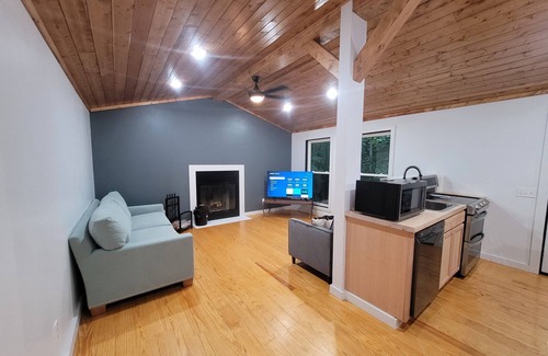 Byrdstown Cabin | Cozy Cabin Near DaleHollow Lake