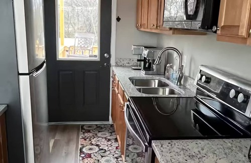 Harvest Cabin | Cozy cabin new home