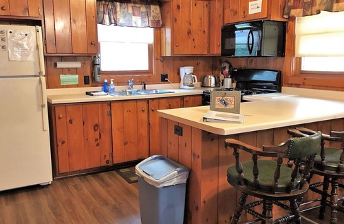 Arbor Vitae Cabin | Cozy Cabin On Big Arbor Vitae Lake - Great Fishing!