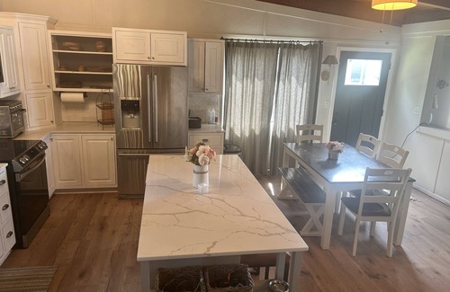 Rush City Cabin | Cozy Cabin on East Rush Lake