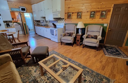 Alexandria Cabin | Cozy Cabin on Lake Mary, Private Lake Lot