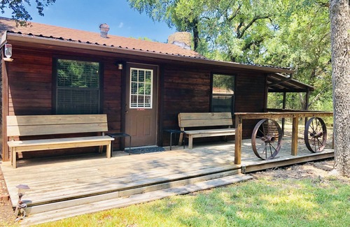 Morgan House | Cozy Cabin on Lake Whitney