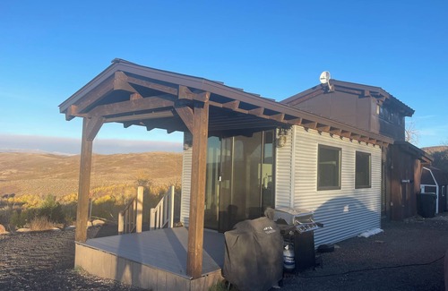 Peoa Cabin | Cozy Cabin on the outskirts of Park City- Your Mountain Retreat Awaits