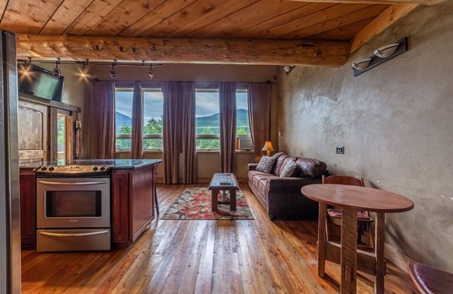 Coram Cabin | Cozy cabin outside Glacier National Park. Private hot tub + pet-friendly!