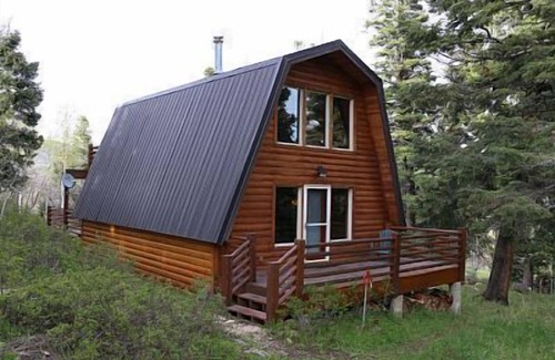 Tollgate Canyon Cabin | Cozy Cabin/Park City/Wooded mountain area with spectacular views