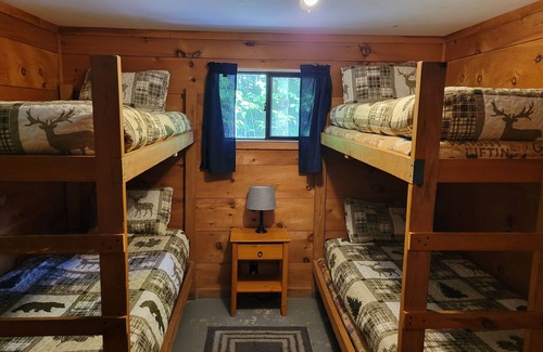 Brownville Cabin | Cozy Cabin - Perfect Maine Getaway