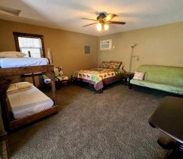 Moscow House | Cozy Cabin Rentals for a Family Getaway in Southeastern Iowa
