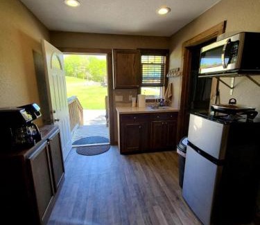 Moscow House | Cozy Cabin Rentals for a Family Getaway in Southeastern Iowa
