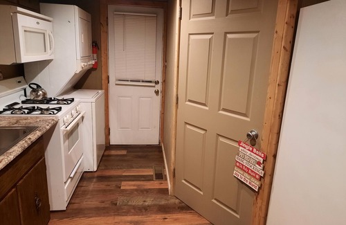 Scio Cabin | Cozy cabin retreat