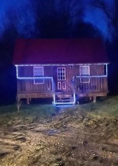 East Fultonham House | Cozy Cabin