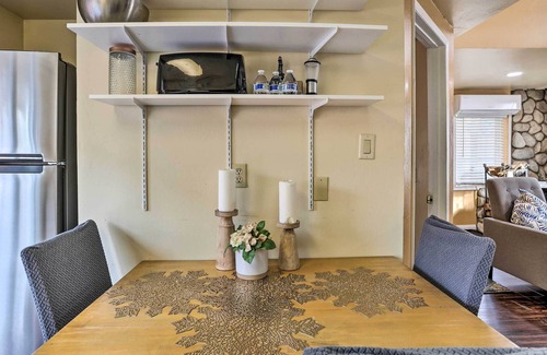 Cedarpines Park Cabin | Cozy Cabin w/ Deck - Near Lake Arrowhead!