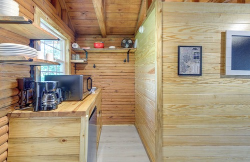 Huntsville Apartment | Cozy Cabin w/Direct ATV Trail Riding & Mtn Views!