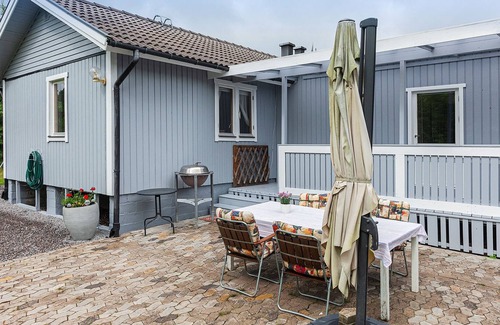 Ljungbyhed Cabin | Cozy cabin w/ fireplace 3 mins from Söderåsen Park