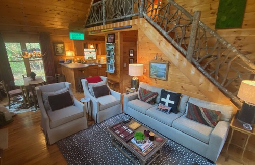 Aska Cabin | Cozy Cabin w/great views, and close to Aska hiking trails!- Blue Ridge