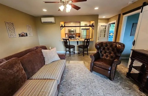 Ellijay Cabin | Cozy Cabin with Amazing Long-Range View