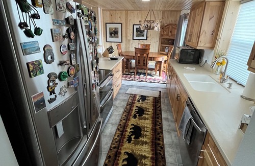 South Fork Cabin | Cozy Cabin with Enclosed Hot Tub in South Fork, CO - STR 1083