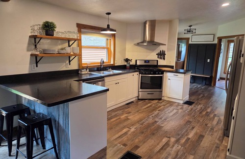 Gormania Cabin | Cozy Cabin with Hot Tub, Fire Pit, Game Room -near Deep Creek Lake