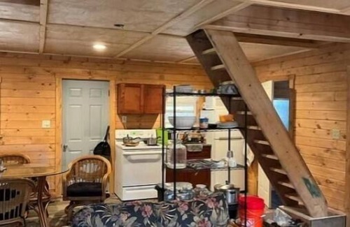 Elk Garden Cabin | Cozy cabin with river view