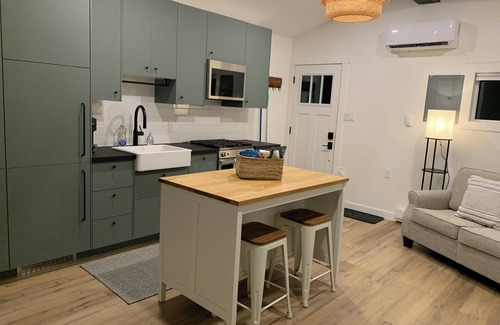 East Kootenay Cabin | Cozy cabin with WiFi and AC in beautiful, natural Cranbrook