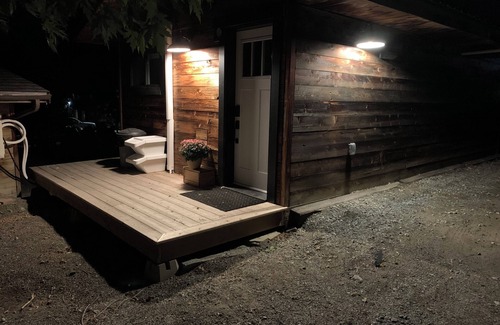 East Kootenay Cabin | Cozy cabin with WiFi and AC in beautiful, natural Cranbrook