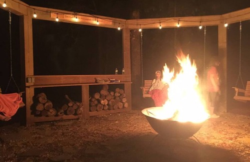 Natchitoches Cabin | Cozy cabins on 30 acres.perfect for families.