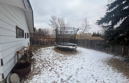 Dalhousie House | Cozy Calgary Stampede Sanctuary Home