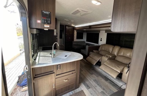 Bloomington House | Cozy Camper for the eclipse