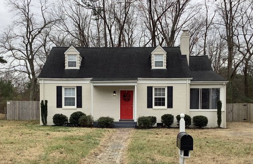 Dumbarton Cottage | Cozy Cape Cod Home!