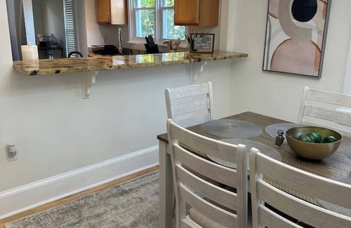 Salisbury House | Cozy Cape Cod in lovely Allentown with modern amenities