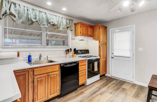 Middletown Cottage | Cozy Cape Cod only 15mins from Hershey Entertainment